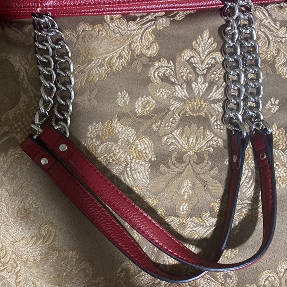 Red Dana Buchman bag - Picture 4 of 10